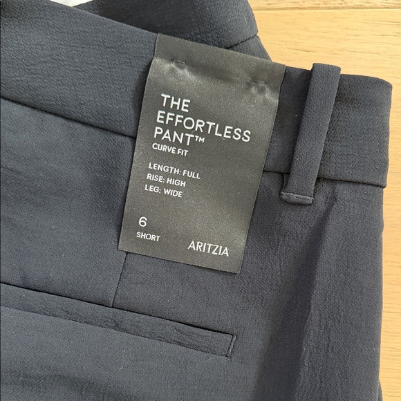 Aritzia Effortless Pants - Picture 4 of 4
